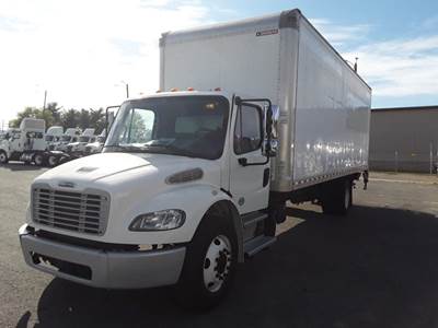 Freightliner M2 106 26 ft Box Truck - 240HP, 9 Speed Automatic, Roll up Door, Liftgate
