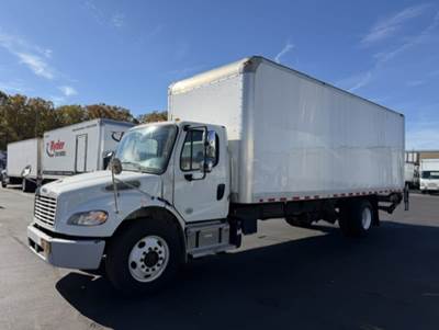 Freightliner M2 106 26 ft Box Truck - 240HP, 9 Speed Automatic, Roll up Door, Liftgate
