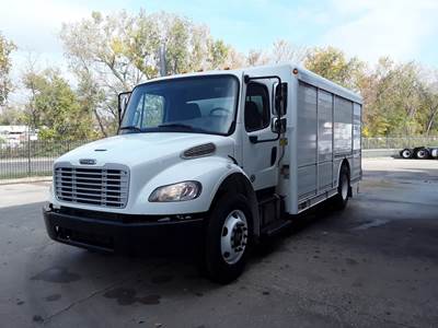 Freightliner M2 106 17 ft Box Truck - 260HP, 5 Speed Automatic