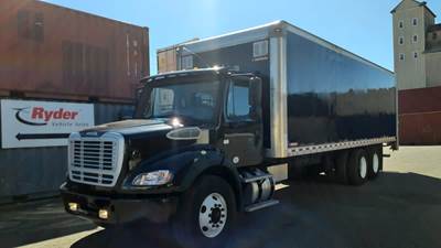 Freightliner M2 112 28 ft Box Truck - 370HP, 6 Speed Automatic, Roll up Door, Liftgate