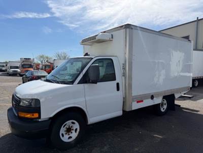 GMC Savana 3500 12 ft Box Truck - 265HP, 8 Speed Automatic, Roll up Door