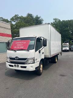 Hino 195 16 ft Box Truck - 210HP, 6 Speed Automatic, Roll up Door, Liftgate