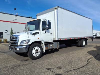 Hino 338 26 ft Box Truck - 260HP, 6 Speed Automatic, Roll up Door, Liftgate