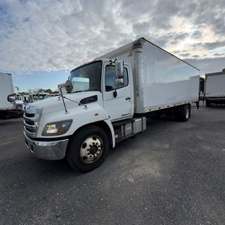 Hino 338 26 ft Box Truck - 260HP, 6 Speed Automatic, Roll up Door, Liftgate