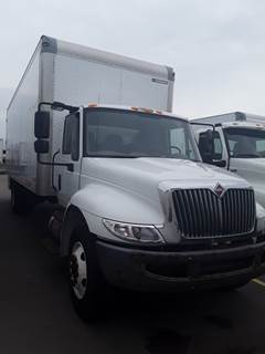 International 4300 26 ft Box Truck - 6 Speed Automatic, Swing Door