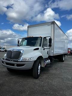International 4300 26 ft Box Truck - 6 Speed Automatic, Roll up Door, Liftgate