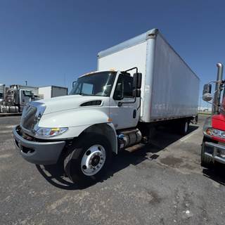 International 4300 26 ft Box Truck - 6 Speed Automatic, Roll up Door, Liftgate