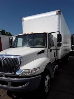 International 4300 26 ft Box Truck - 240HP, 6 Speed Automatic, Roll up Door, Liftgate