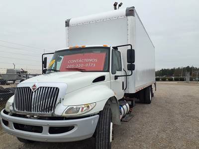 International 4300 26 ft Box Truck - 240HP, 6 Speed Automatic, Roll up Door, Liftgate