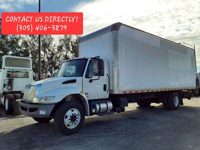 International 4300 26 ft Box Truck - 240HP, 6 Speed Automatic, Roll up Door, Liftgate