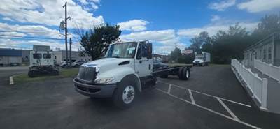 International 4300 Box Truck - 240HP, 6 Speed Automatic