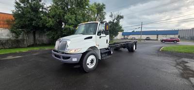 International 4300 Box Truck - 240HP, 6 Speed Automatic