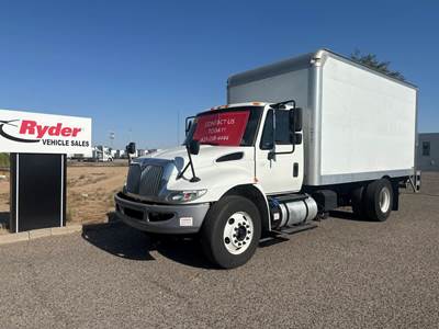 International 4300 SBA 16 ft Box Truck - 240HP, 6 Speed Automatic, Roll up Door, Liftgate