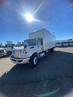 International 4300 SBA 24 ft Box Truck - 240HP, 6 Speed Automatic, Roll up Door, Liftgate
