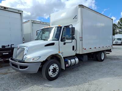 International 4300LP 16 ft Box Truck - 240HP, 6 Speed Automatic, Swing Door