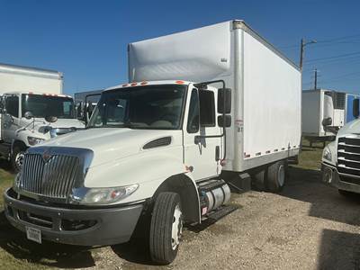 International 4300LP 16 ft Box Truck - 240HP, 6 Speed Automatic, Swing Door