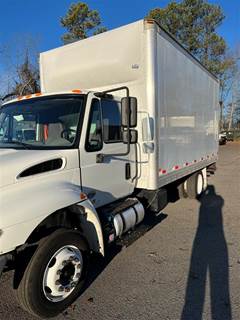 International 4300LP 16 ft Box Truck - 240HP, 6 Speed Automatic, Swing Door