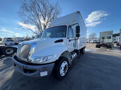 International 4300LP 16 ft Box Truck - 240HP, 6 Speed Automatic, Swing Door