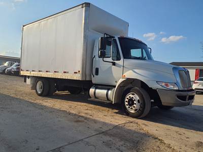 International 4300LP 16 ft Box Truck - 240HP, 6 Speed Automatic, Swing Door