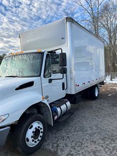 International 4300LP 16 ft Box Truck - 240HP, 6 Speed Automatic, Swing Door