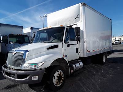 International 4300LP 16 ft Box Truck - 240HP, 6 Speed Automatic, Swing Door