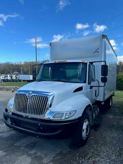 International 4300LP 16 ft Box Truck - 240HP, 6 Speed Automatic, Swing Door