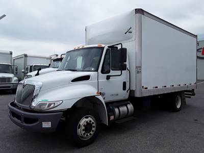 International 4300LP 16 ft Box Truck - 240HP, 6 Speed Automatic, Swing Door