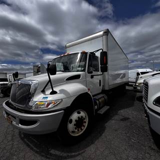 International 4300LP 24 ft Box Truck - 240HP, 6 Speed Automatic, Roll up Door, Liftgate