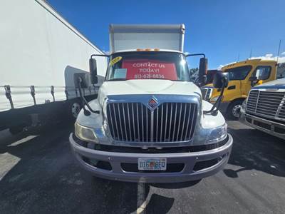 International 4300LP 24 ft Box Truck - 240HP, 6 Speed Automatic, Roll up Door, Liftgate