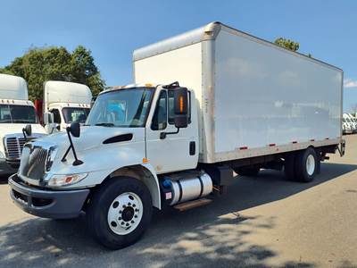 International 4300LP 24 ft Box Truck - 240HP, 6 Speed Automatic, Roll up Door, Liftgate