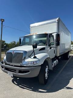 International 4300LP 24 ft Box Truck - 240HP, 6 Speed Automatic, Roll up Door, Liftgate