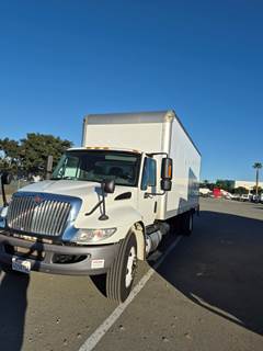 International 4300LP 24 ft Box Truck - 240HP, 6 Speed Automatic, Roll up Door, Liftgate