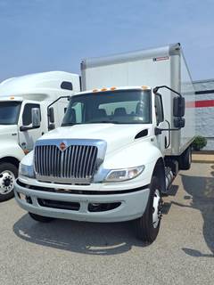 International MV607 24 ft Box Truck - 240HP, 6 Speed Automatic, Roll up Door