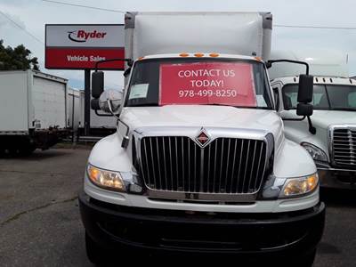 International MV607 26 ft Box Truck - 270HP, 6 Speed Automatic, Roll up Door, Liftgate