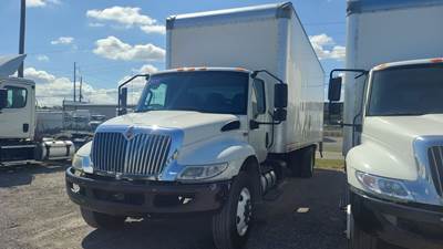 International MV607 26 ft Box Truck - 280HP, 6 Speed Automatic, Roll up Door, Liftgate
