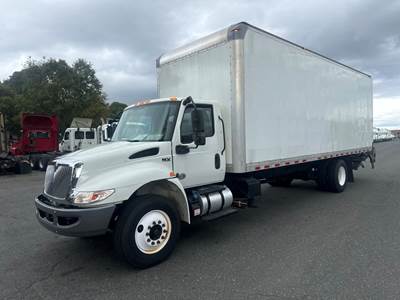 International MV607 26 ft Box Truck - 240HP, 6 Speed Automatic, Roll up Door, Liftgate