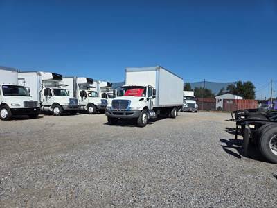 International MV607 26 ft Box Truck - 240HP, 6 Speed Automatic, Roll up Door, Liftgate