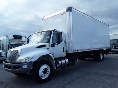 International MV607 26 ft Box Truck - 240HP, 6 Speed Automatic, Roll up Door, Liftgate