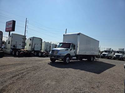 International MV607 26 ft Box Truck - 240HP, 6 Speed Automatic, Roll up Door, Liftgate