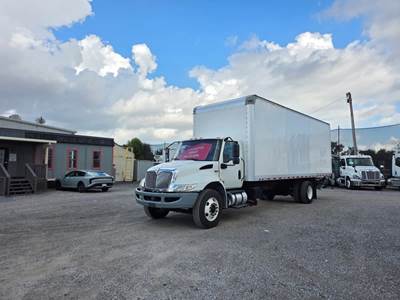 International MV607 26 ft Box Truck - 240HP, 6 Speed Automatic, Roll up Door, Liftgate