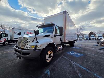 International MV607 26 ft Box Truck - 280HP, 6 Speed Automatic, Roll up Door, Liftgate