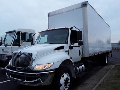 International MV607 26 ft Box Truck - 240HP, 6 Speed Automatic, Roll up Door, Liftgate