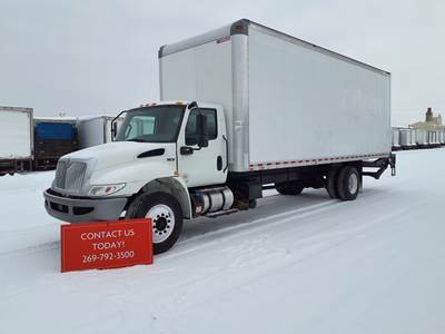 International MV607 26 ft Box Truck - 280HP, 6 Speed Automatic, Roll up Door, Liftgate