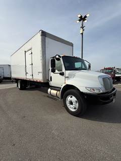 International MV607 26 ft Box Truck - 240HP, 6 Speed Automatic, Roll up Door, Liftgate