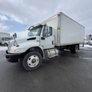 International MV607 20 ft Box Truck - 325HP, 6 Speed Automatic, Roll up Door