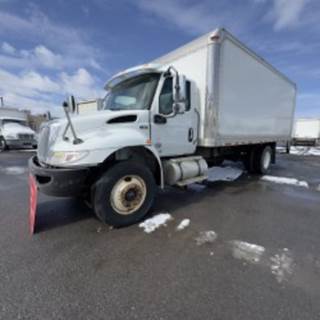International MV607 20 ft Box Truck - 325HP, 6 Speed Automatic, Roll up Door