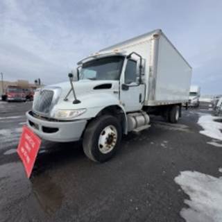 International MV607 20 ft Box Truck - 325HP, 6 Speed Automatic, Roll up Door