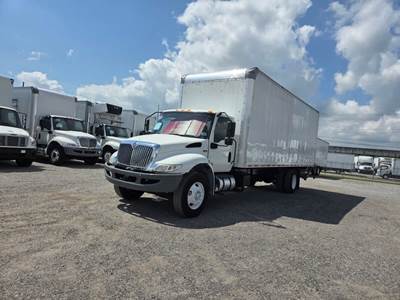 International MV607 26 ft Box Truck - 240HP, 6 Speed Automatic, Roll up Door, Liftgate