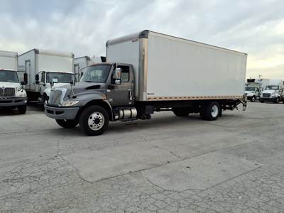 International MV607 26 ft Box Truck - 240HP, 6 Speed Automatic, Roll up Door, Liftgate