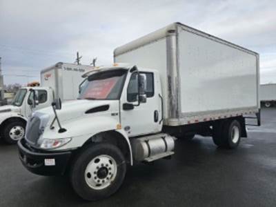 International MV607 18 ft Box Truck - 325HP, 6 Speed Automatic, Roll up Door